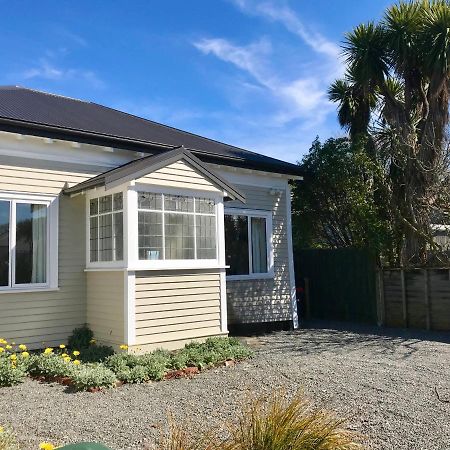 Albemarle Villa - Christchurch Holiday Homes Экстерьер фото