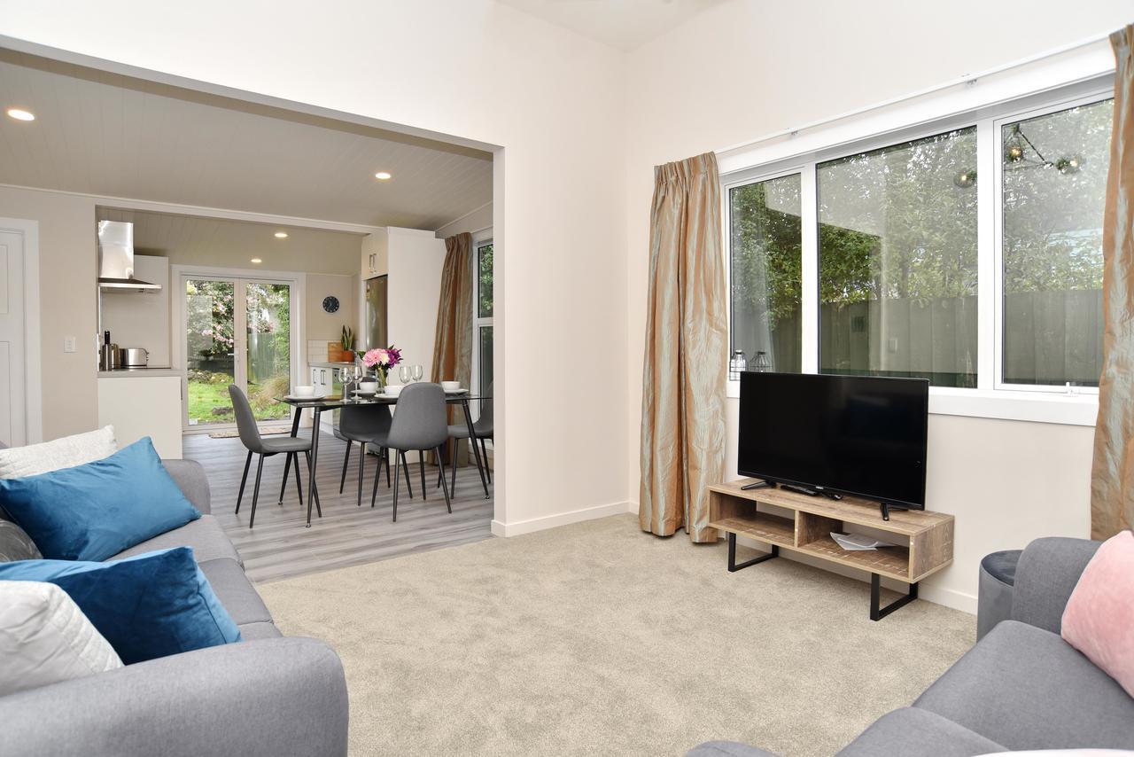 Albemarle Villa - Christchurch Holiday Homes Экстерьер фото