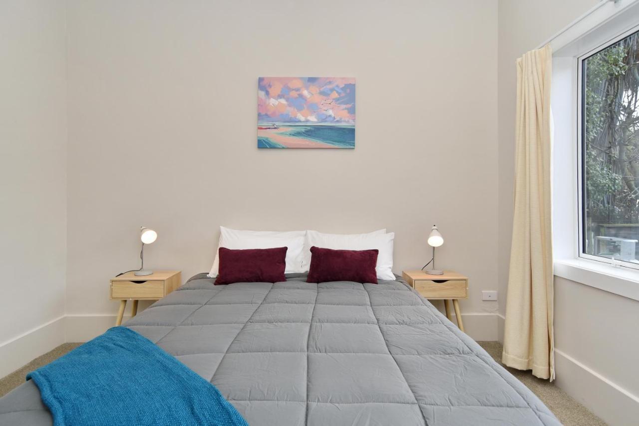 Albemarle Villa - Christchurch Holiday Homes Экстерьер фото