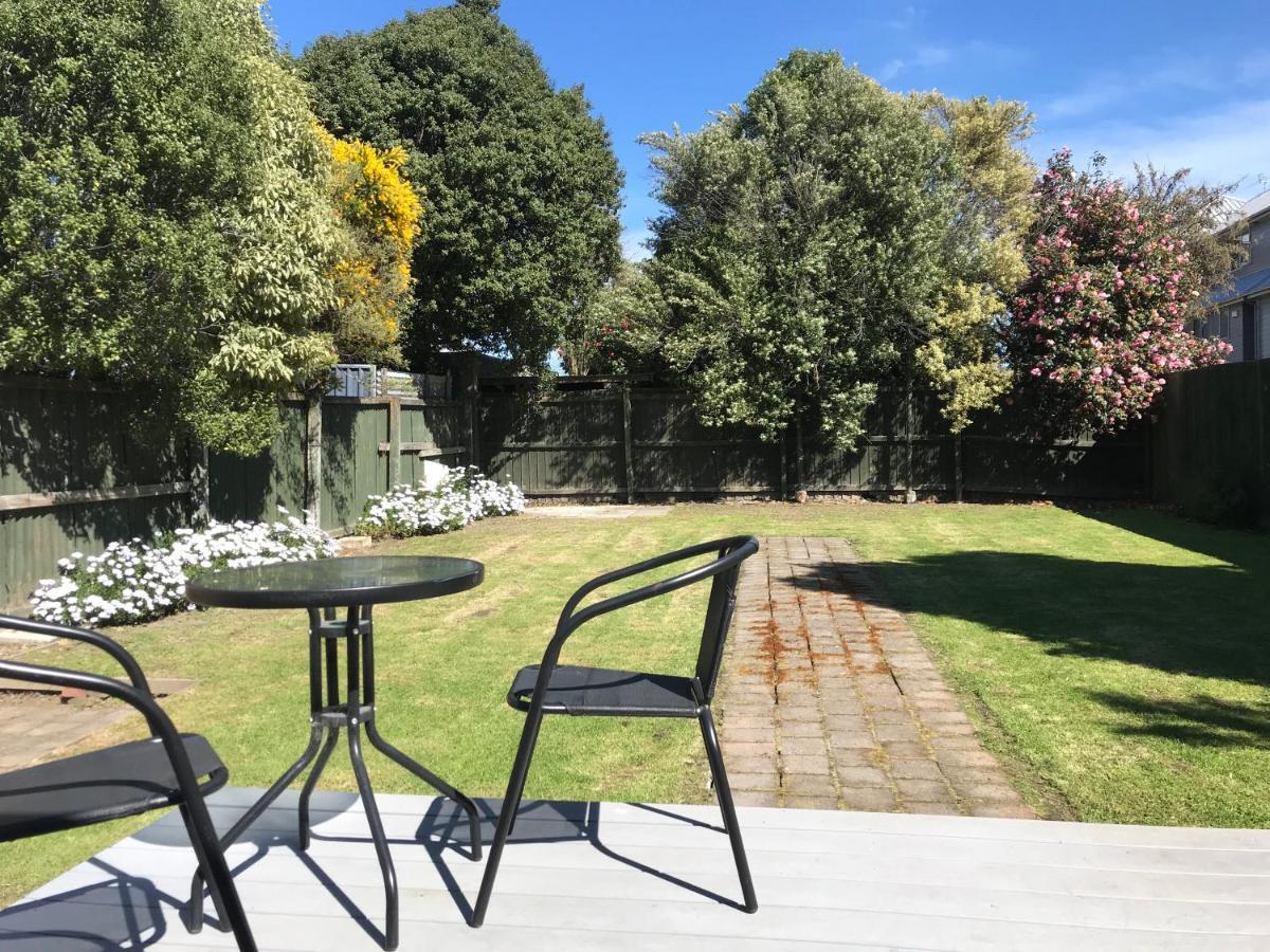 Albemarle Villa - Christchurch Holiday Homes Экстерьер фото